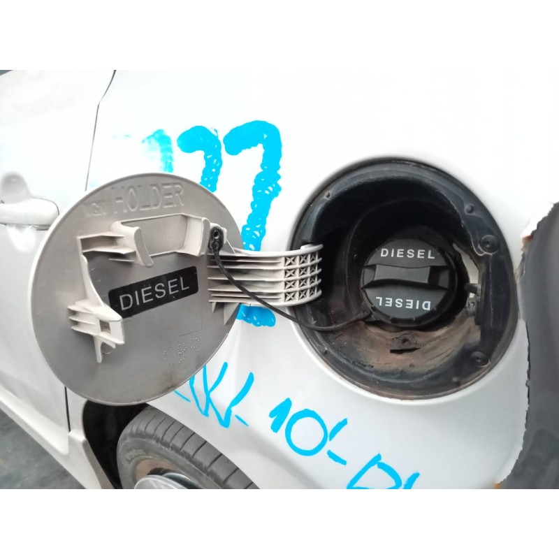 Recambio de tapa exterior combustible para hyundai i30 cw cw go referencia OEM IAM   