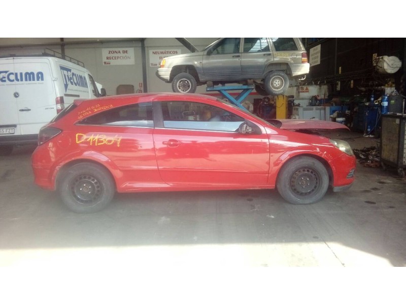 opel astra h berlina del año 2005