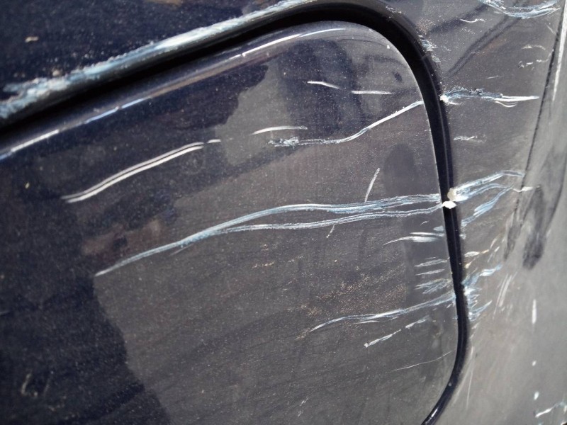 Recambio de tapa exterior combustible para dacia lodgy ambiance referencia OEM IAM   