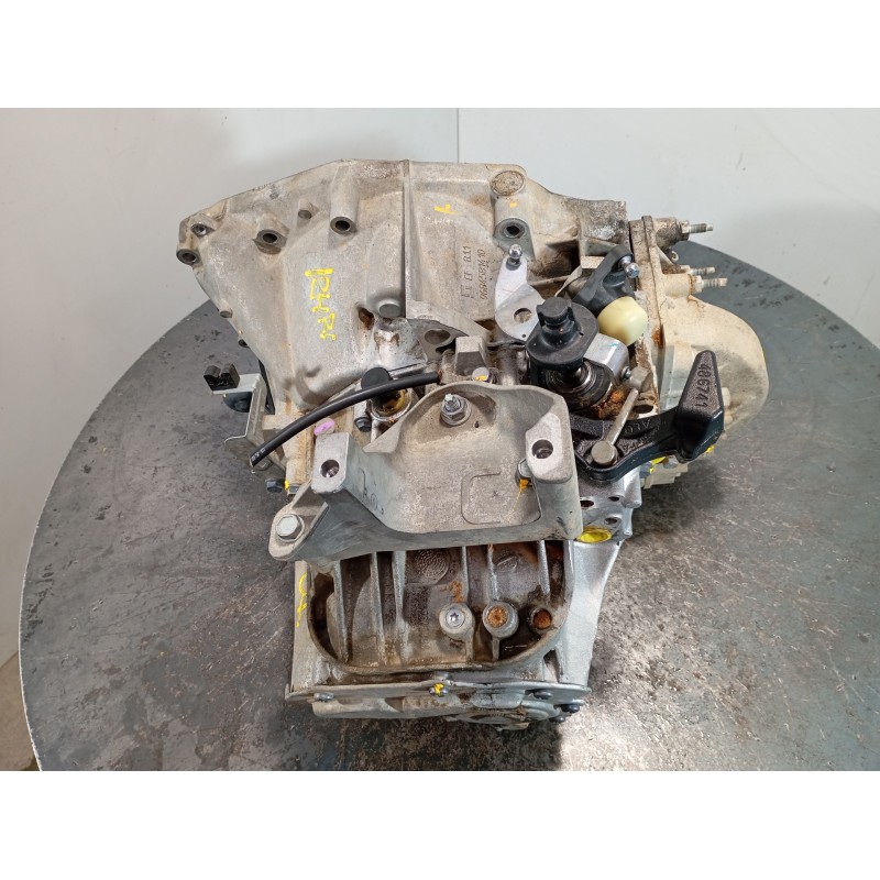Recambio de caja cambios para peugeot 407 sw premium referencia OEM IAM 20MB23  M1-B2-114