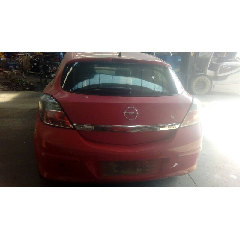 opel astra h berlina del año 2005