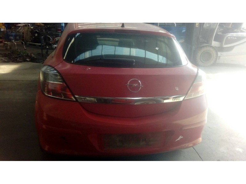 opel astra h berlina del año 2005