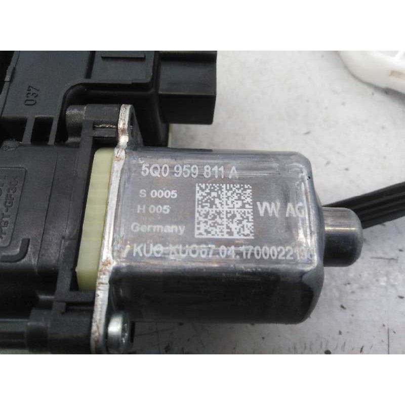 Recambio de elevalunas delantero izquierdo para seat leon (5f1) style referencia OEM IAM 5Q0959811A  E1-B6-28-2