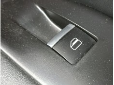 MANDO ELEVALUNAS TRASERO DERECHO 