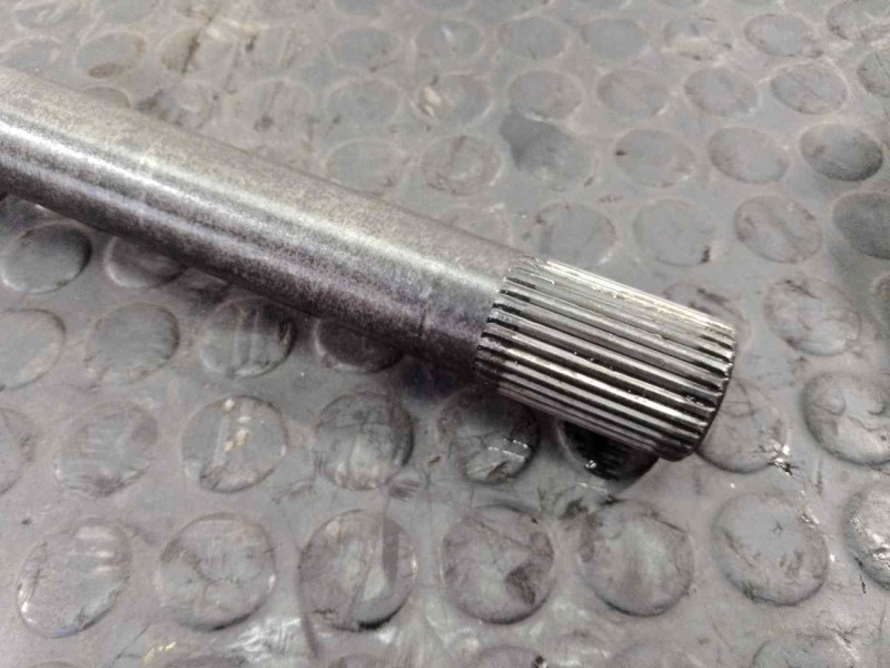 Recambio de transmision delantera izquierda para nissan patrol gr (y61) gr s referencia OEM IAM   P1-B6-16