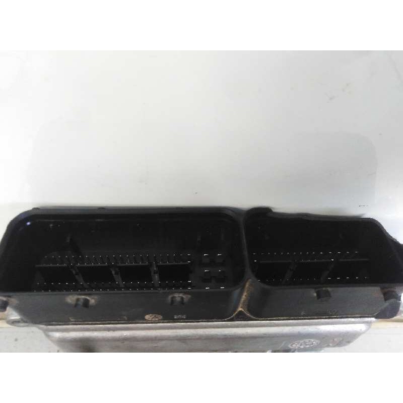 Recambio de centralita motor uce para seat leon (5f1) style referencia OEM IAM 04L907445E 28499989 