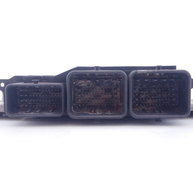 Recambio de centralita motor uce para citroën c4 lim. business referencia OEM IAM 9677031180 0281017862 E3-B2-24-4