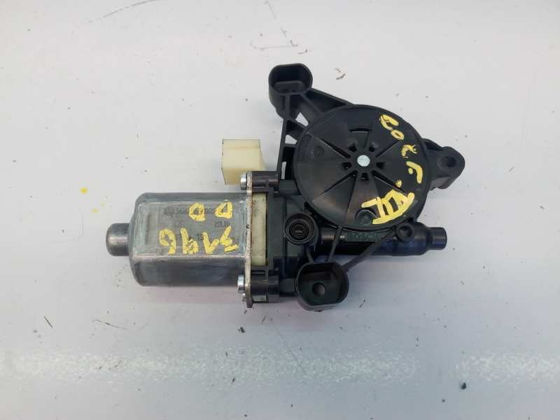 Recambio de motor elevalunas delantero derecho para volkswagen golf vii lim. advance bluemotion referencia OEM IAM 0130822716  E