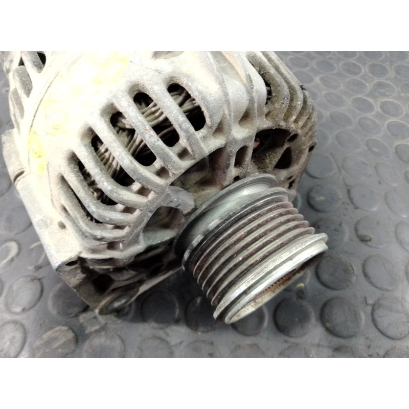 Recambio de alternador para dacia logan ambiance referencia OEM IAM 2543562B TG11C064 P3-A5-9-3