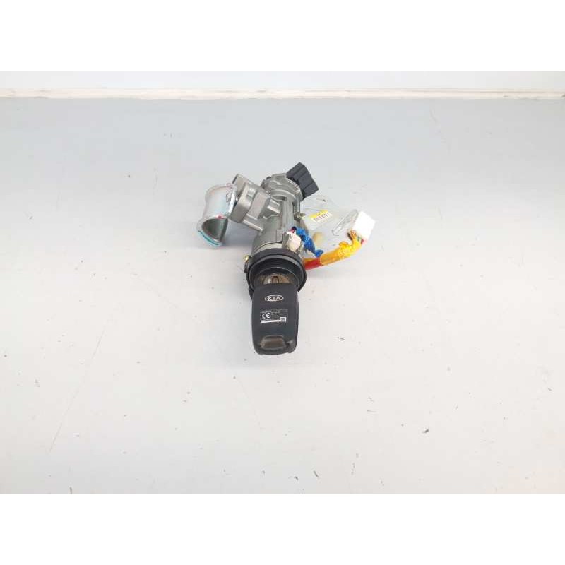 Recambio de antirrobo para kia rio basic referencia OEM IAM 819001WD00  E2-B5-39-2