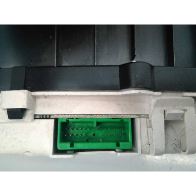 Recambio de cuadro instrumentos para honda cr-v (rd8) es referencia OEM IAM HR0333105 1056229311 E2-A2-48-1