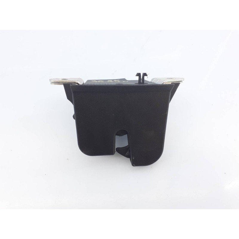 Recambio de cerradura maletero / porton para volkswagen polo advance referencia OEM IAM   E1-B6-3-3