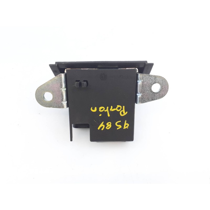 Recambio de cerradura maletero / porton para volkswagen polo advance referencia OEM IAM   E1-B6-3-3