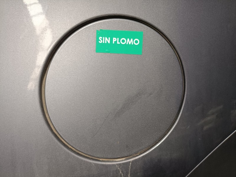 Recambio de tapa exterior combustible para dr dr5 5.0 suv referencia OEM IAM   