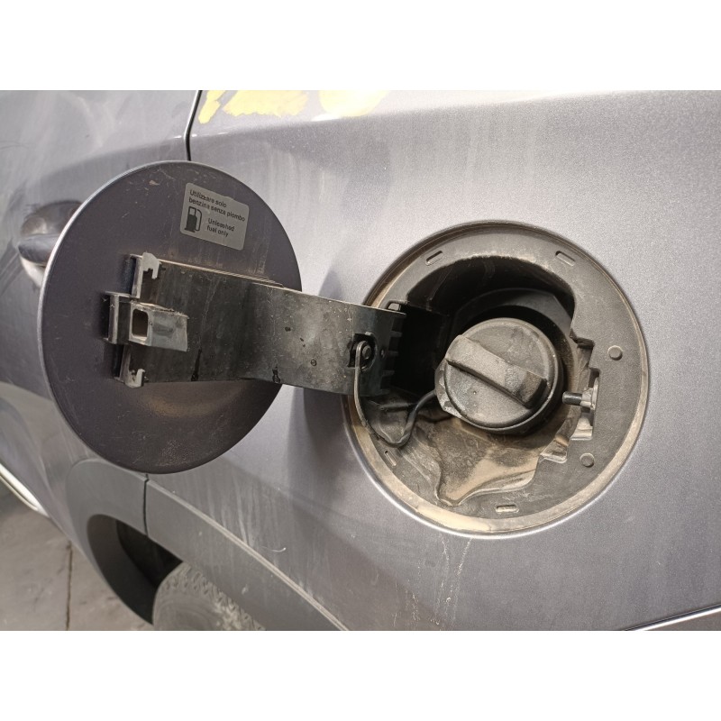 Recambio de tapa exterior combustible para dr dr5 5.0 suv referencia OEM IAM   