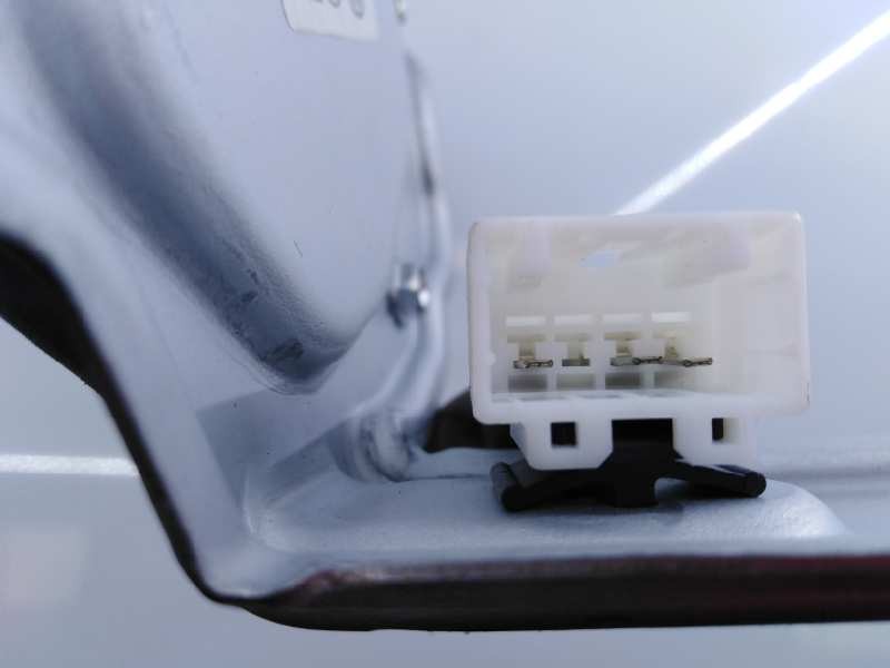 Recambio de motor limpia trasero para kia rio basic referencia OEM IAM 987001W000  E2-B5-5-1