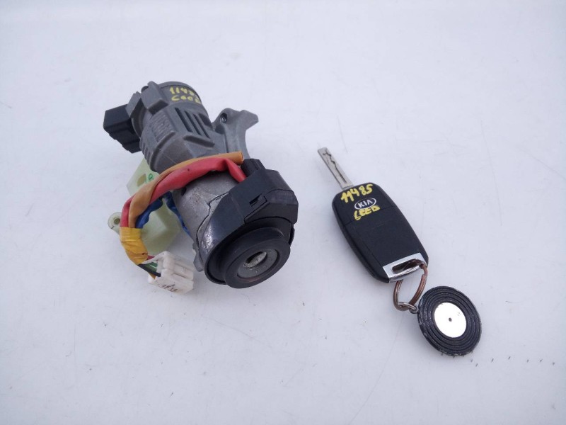 Recambio de antirrobo para kia cee´d drive referencia OEM IAM   E3-A3-26-3