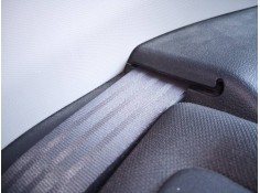 CINTURON SEGURIDAD TRASERO DERECHO 