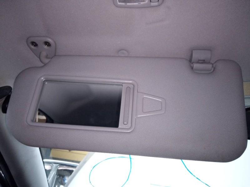 Recambio de parasol izquierdo para hyundai ix35 classic 2wd referencia OEM IAM   