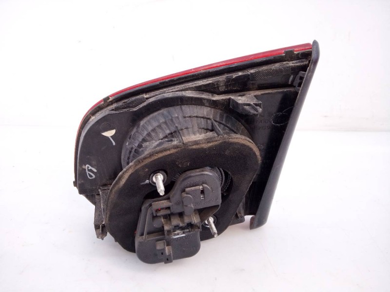 Recambio de piloto trasero izquierdo porton para volkswagen golf vi (5k1) rabbit bluemotion referencia OEM IAM 5K0945053G  E1-B6