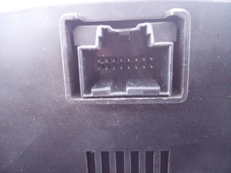 Recambio de cuadro instrumentos para chevrolet captiva 2.0 vcdi lt referencia OEM IAM 96628240  E3-A5-13-4