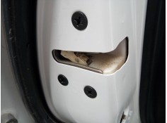CERRADURA PUERTA TRASERA IZQUIERDA 