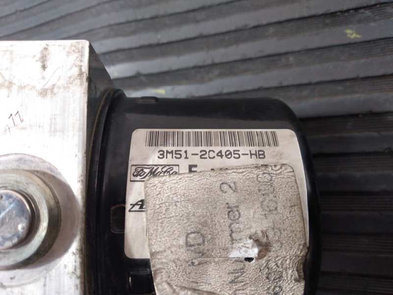 Recambio de abs para ford focus berlina (cap) referencia OEM IAM 3M512C405HB 10096001193 P3-A8-30-2