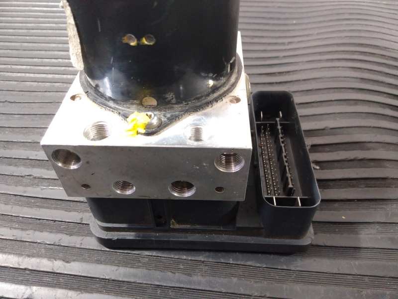 Recambio de abs para ford focus berlina (cap) referencia OEM IAM 3M512C405HB 10096001193 P3-A8-30-2