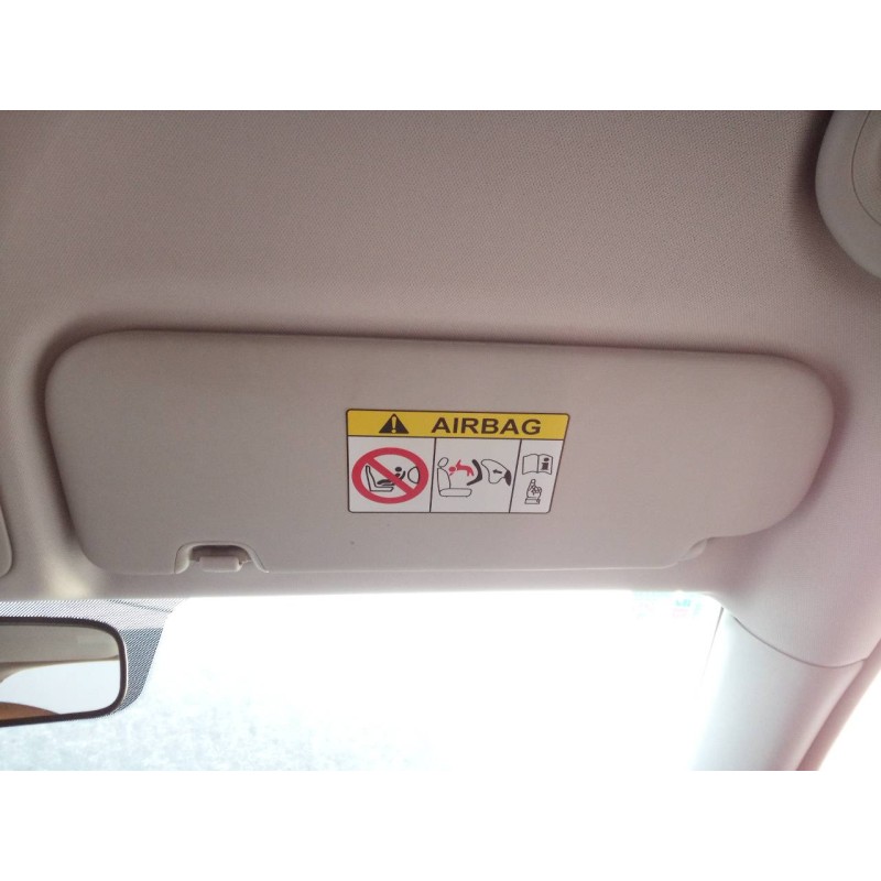 Recambio de parasol derecho para kia cee´d drive referencia OEM IAM   