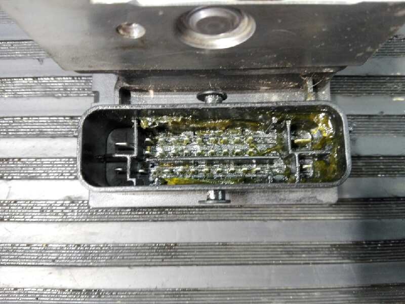 Recambio de abs para citroën c4 berlina referencia OEM IAM 9663305480 0265800406 P3-A8-25-4