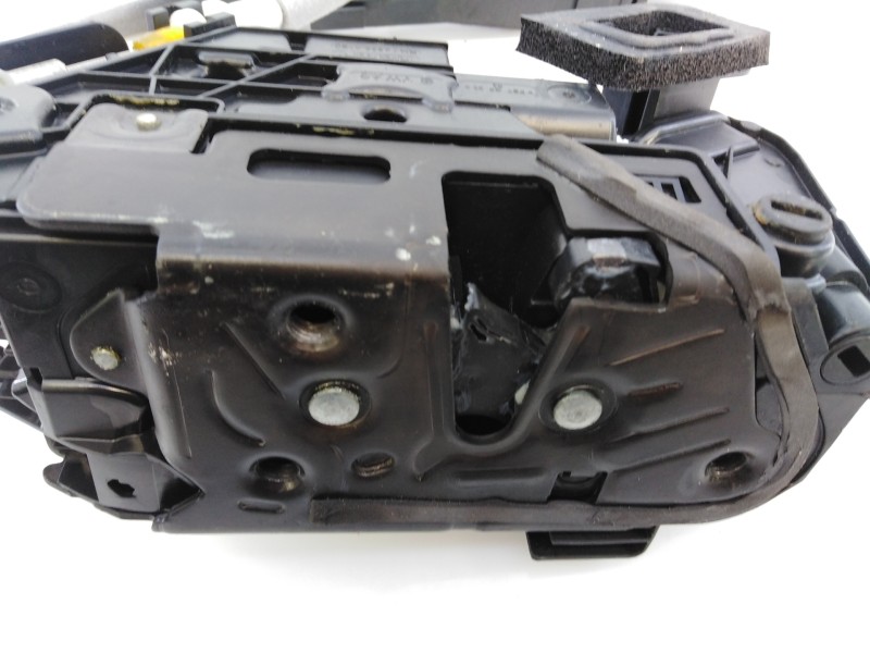 Recambio de cerradura puerta trasera derecha para seat ateca (kh7) reference plus referencia OEM IAM 5TA839016E  E1-B6-10-1