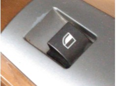 MANDO ELEVALUNAS DELANTERO DERECHO 