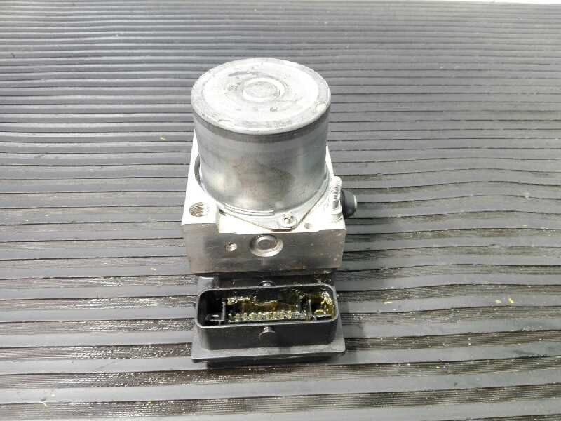 Recambio de abs para citroën c4 berlina referencia OEM IAM 9663305480 0265800406 P3-A8-25-4