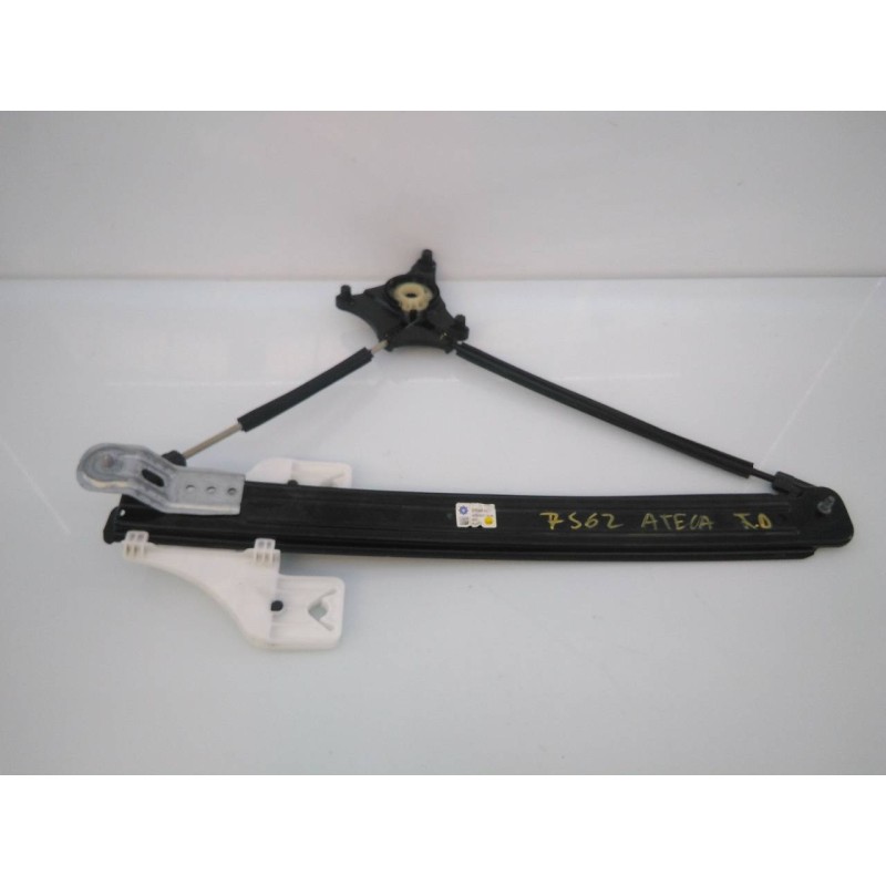 Recambio de elevalunas trasero derecho para seat ateca (kh7) reference plus referencia OEM IAM 575839462A  E1-B6-14-2