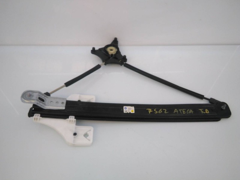 Recambio de elevalunas trasero derecho para seat ateca (kh7) reference plus referencia OEM IAM 575839462A  E1-B6-14-2