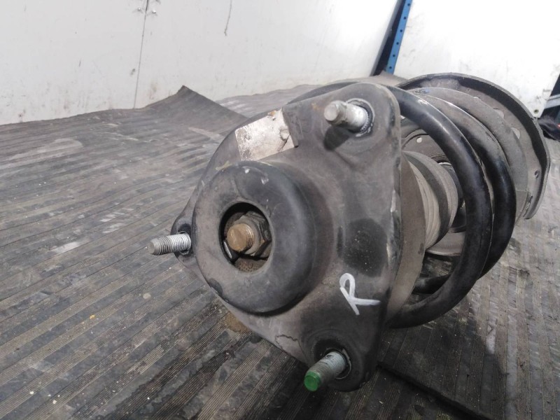 Recambio de amortiguador delantero derecho para hyundai i40 style referencia OEM IAM 546613Z330  P1-B4-25