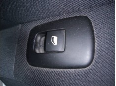 MANDO ELEVALUNAS TRASERO DERECHO 