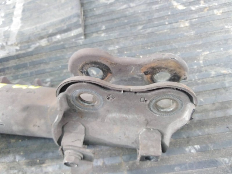 Recambio de amortiguador delantero derecho para hyundai i40 style referencia OEM IAM 546613Z330  P1-B4-25