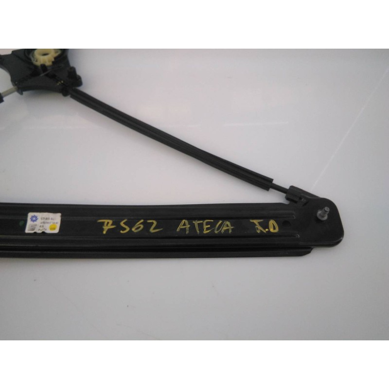 Recambio de elevalunas trasero derecho para seat ateca (kh7) reference plus referencia OEM IAM 575839462A  E1-B6-14-2