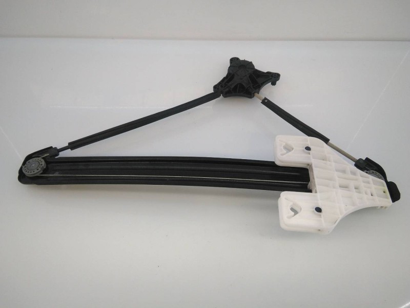 Recambio de elevalunas trasero derecho para seat ateca (kh7) reference plus referencia OEM IAM 575839462A  E1-B6-14-2