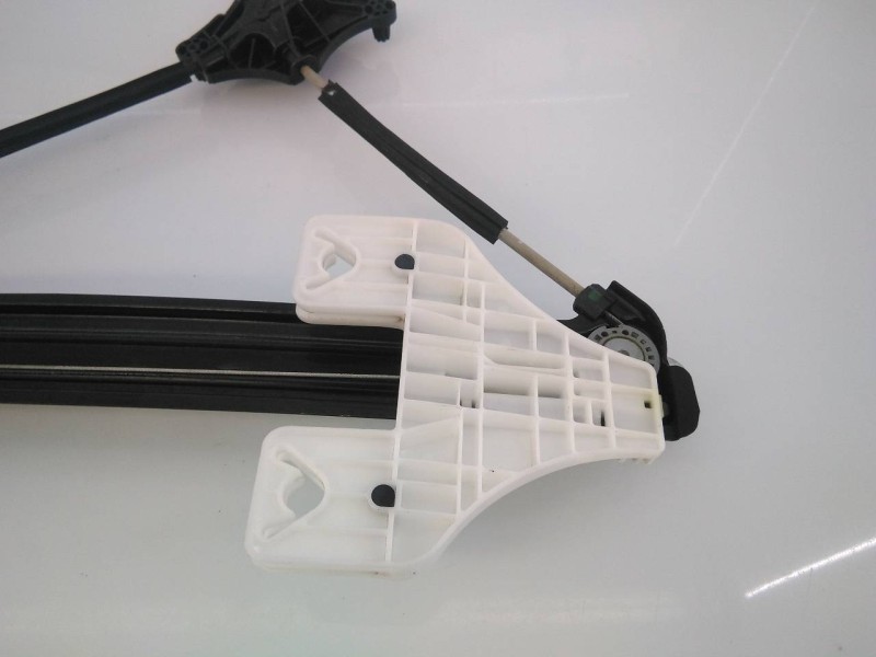 Recambio de elevalunas trasero derecho para seat ateca (kh7) reference plus referencia OEM IAM 575839462A  E1-B6-14-2