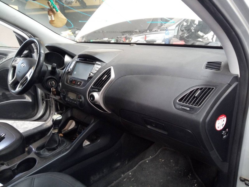 Recambio de salpicadero para hyundai ix35 classic 2wd referencia OEM IAM   