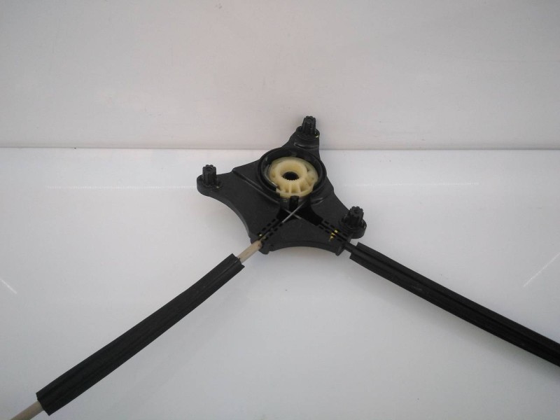 Recambio de elevalunas trasero derecho para seat ateca (kh7) reference plus referencia OEM IAM 575839462A  E1-B6-14-2