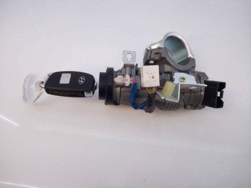 Recambio de antirrobo para hyundai i40 style referencia OEM IAM   E3-A3-34-2