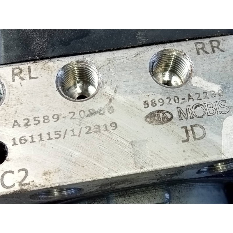 Recambio de abs para kia cee´d drive referencia OEM IAM 1920A2250 58920A2230 P3-B8-29-1