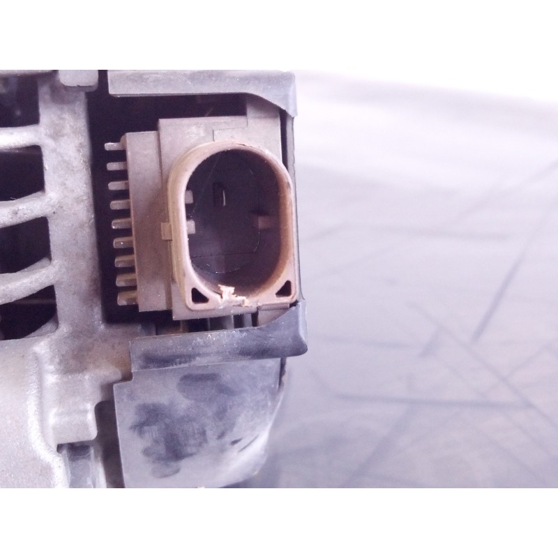 Recambio de alternador para kia cee´d drive referencia OEM IAM 373002A750  P3-B5-9-1