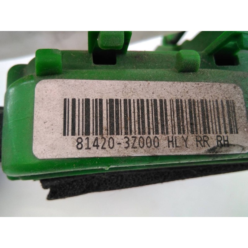 Recambio de cerradura puerta trasera derecha para hyundai i40 style referencia OEM IAM 814203Z000  E2-B5-8-2