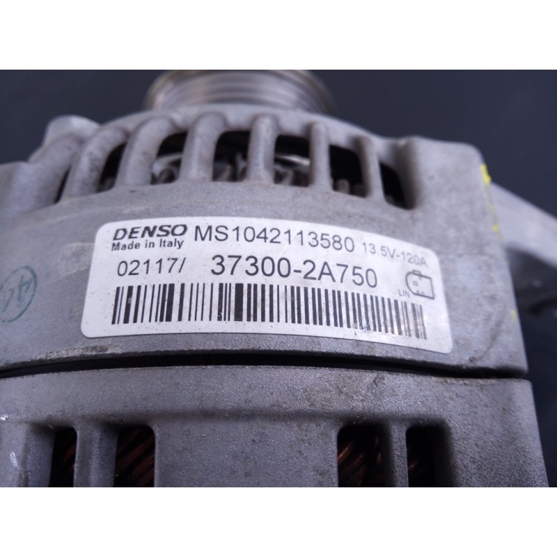 Recambio de alternador para kia cee´d drive referencia OEM IAM 373002A750  P3-B5-9-1