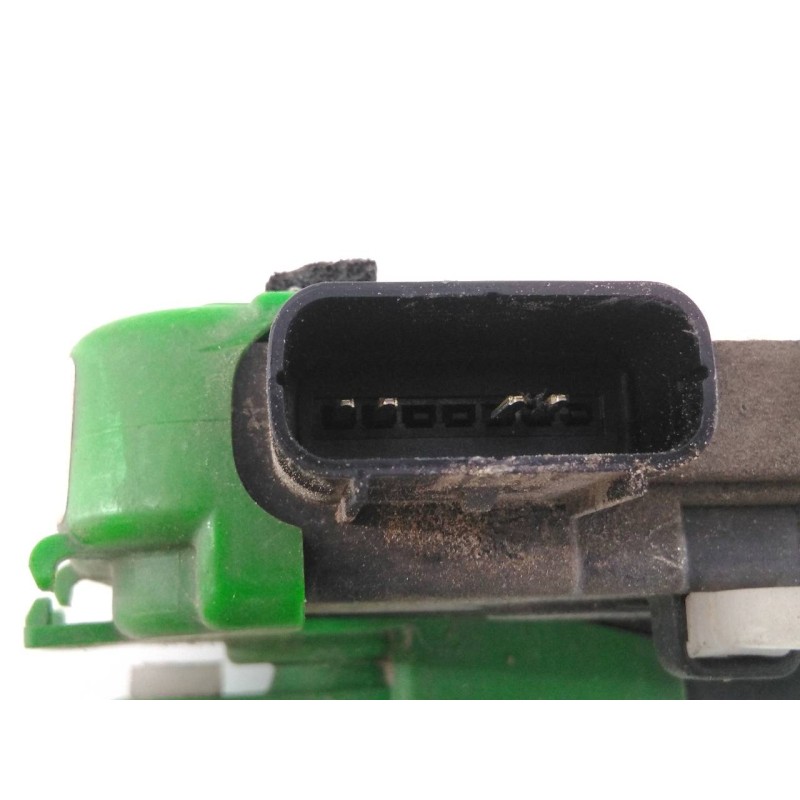 Recambio de cerradura puerta trasera derecha para hyundai i40 style referencia OEM IAM 814203Z000  E2-B5-8-2