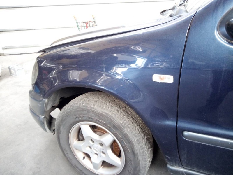 Recambio de aleta delantera izquierda para mercedes-benz clase m (w163) 320 (163.154) referencia OEM IAM   